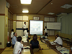 情報科学部の活動発表の様子 平成20年(2008)6月13日