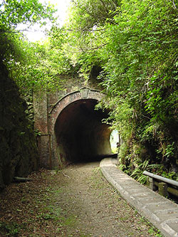 物言嶽(ものいわだけ)トンネル