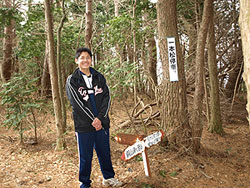 一本松停車場に道標がありました。